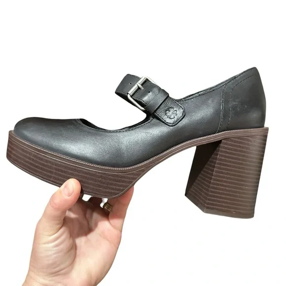 Lucky Brand Black Leather Oliviea Mary Jane Pump - Picture 4 of 12